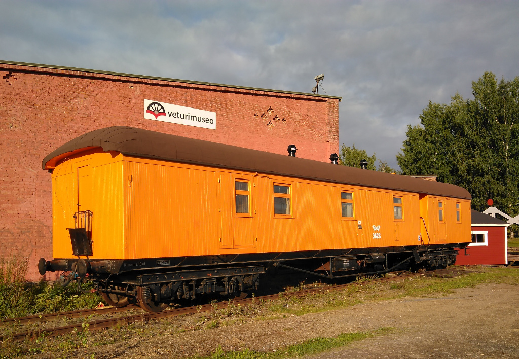 Postivaunu Po nro 9826.
